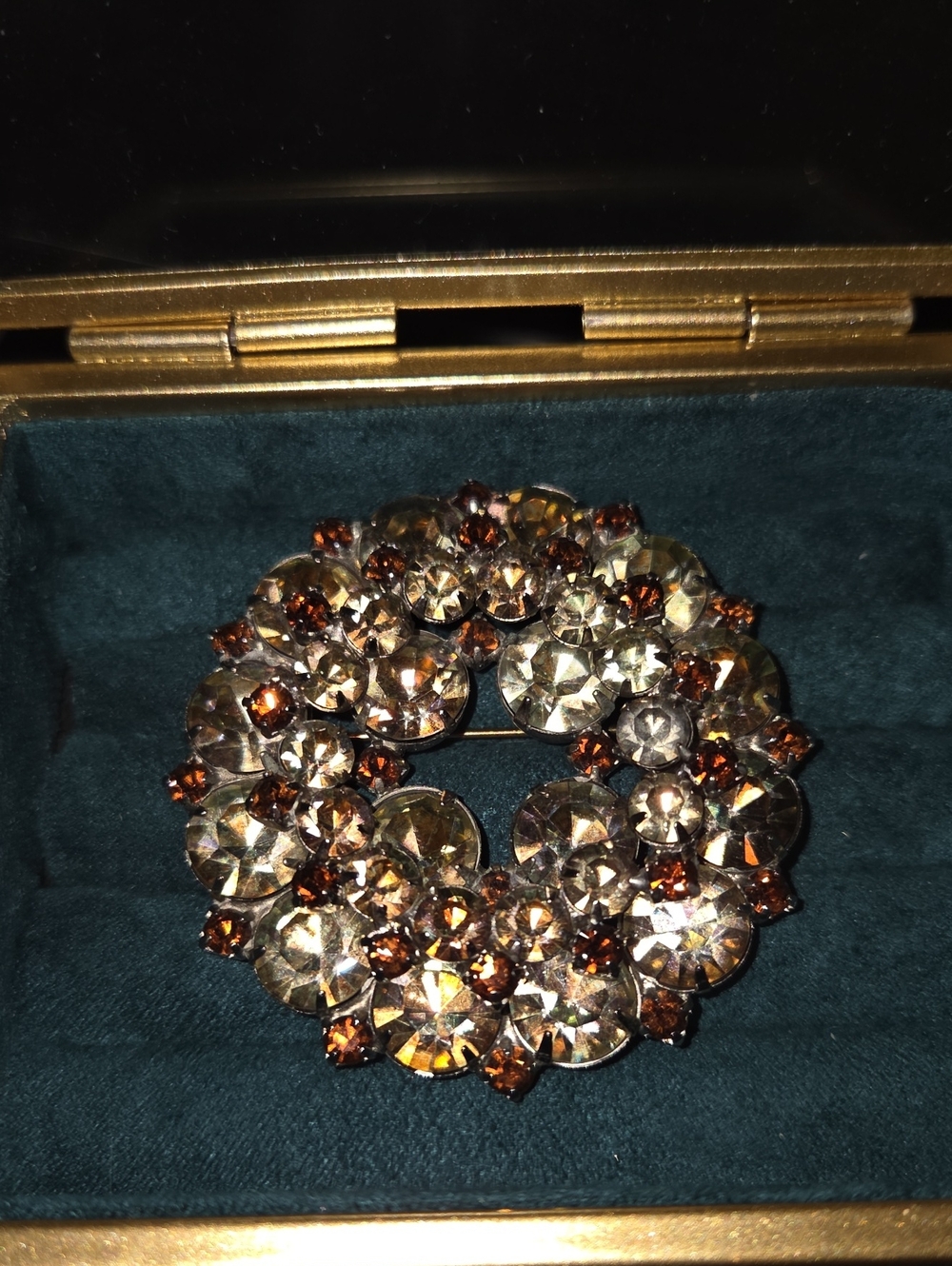 Vintage Rhinestones Wreath Brooch - Champagne and Amber